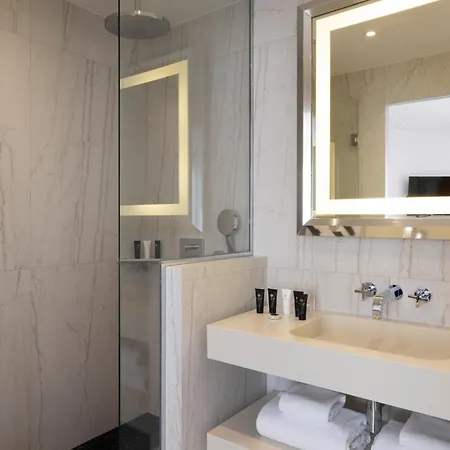 卡斯蒂尼奥那酒店 4*