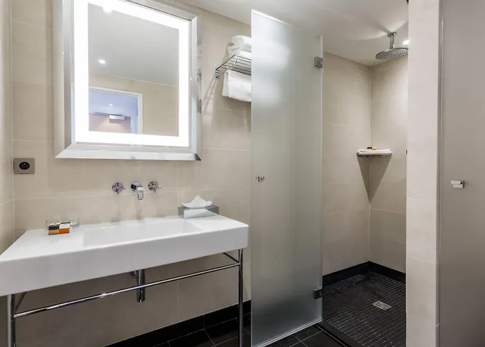 Hotel De Castiglione 4*