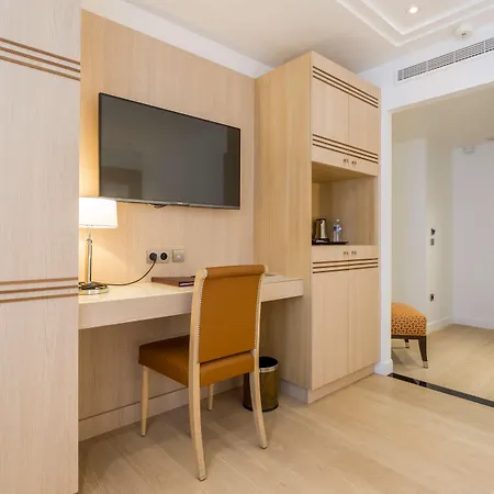 De Castiglione Hotel