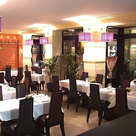De Castiglione 4* Paris
