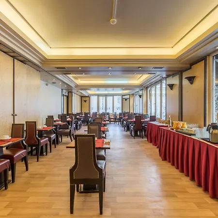 De Castiglione Paris