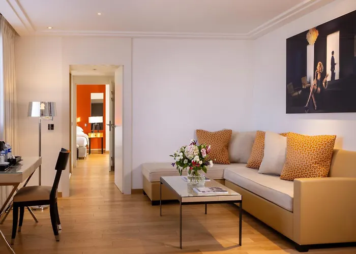 Hotel De Castiglione 4*