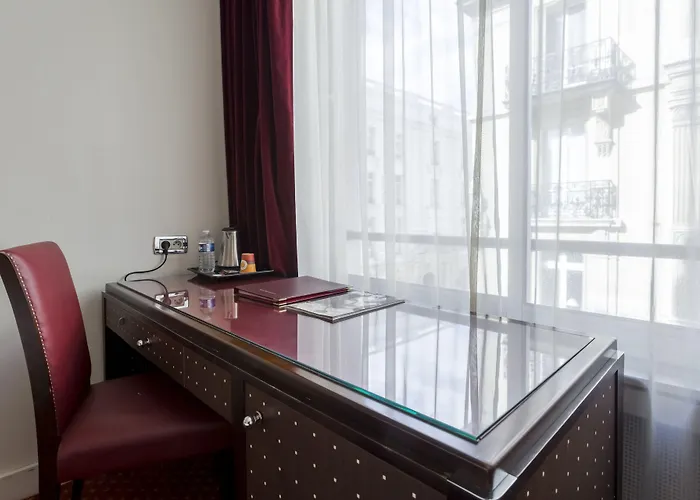 Hotel De Castiglione 4*