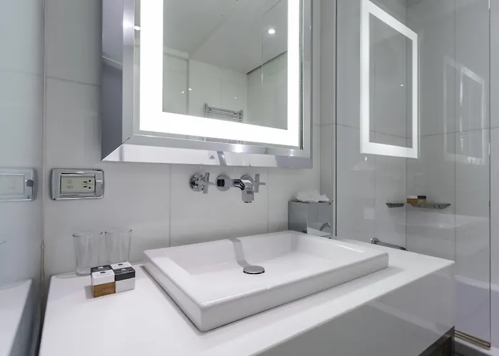 Hotel De Castiglione 4*