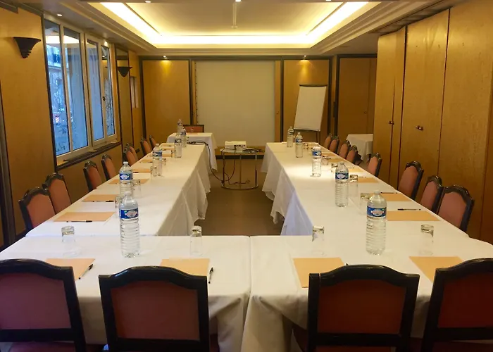 Hotel De Castiglione 4*