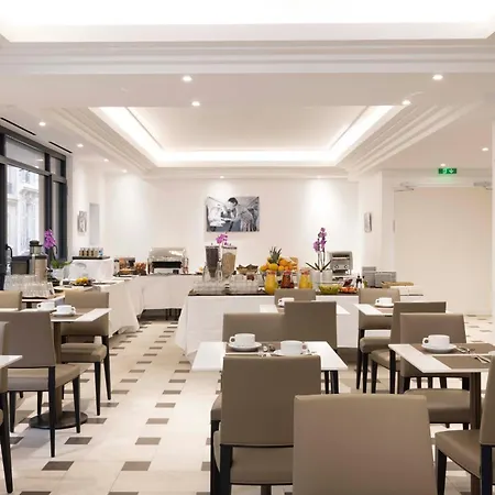 Hotel De Castiglione 4*